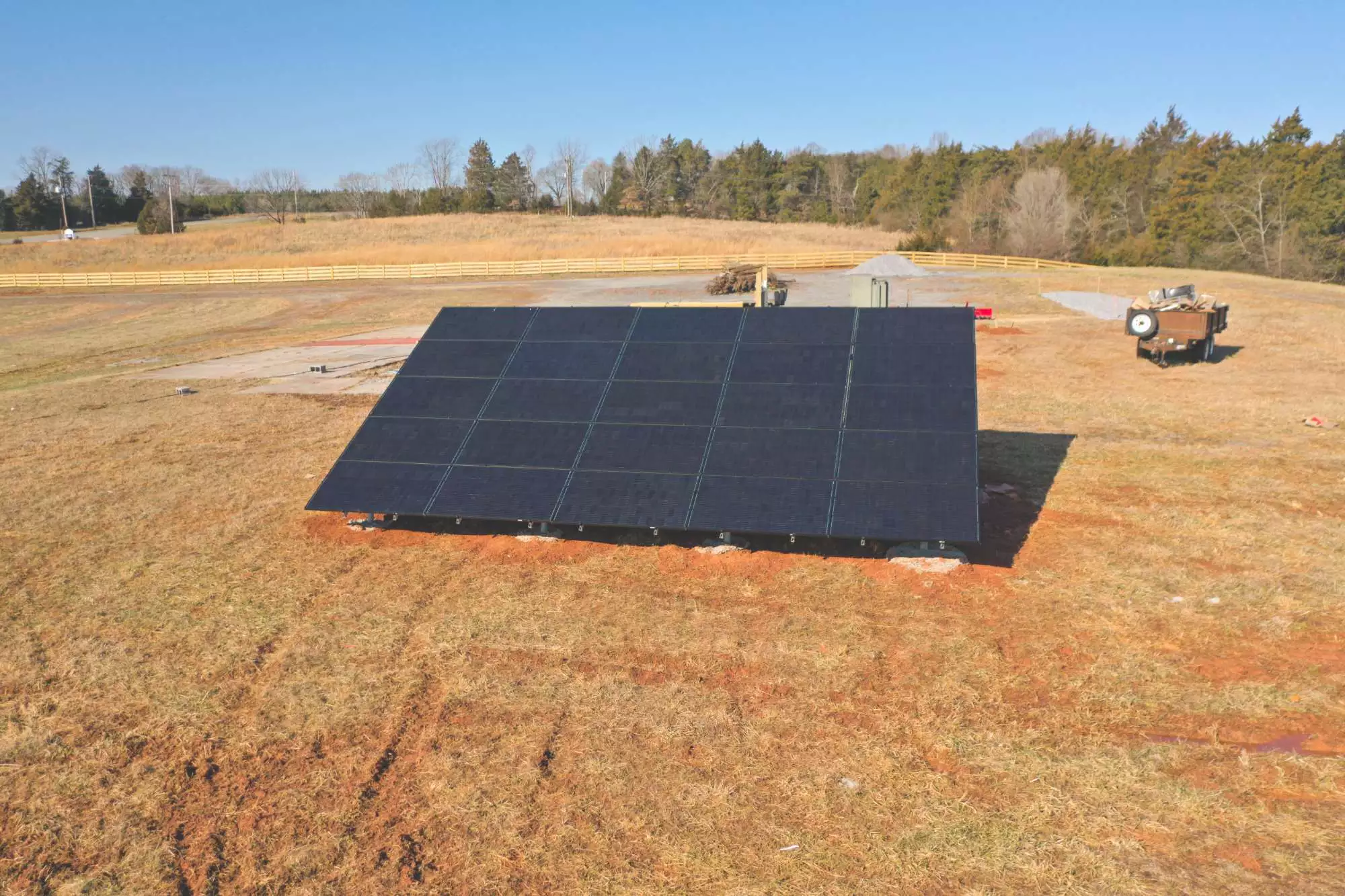 Earth Right Mid-Atlantic ground mounted solar panels