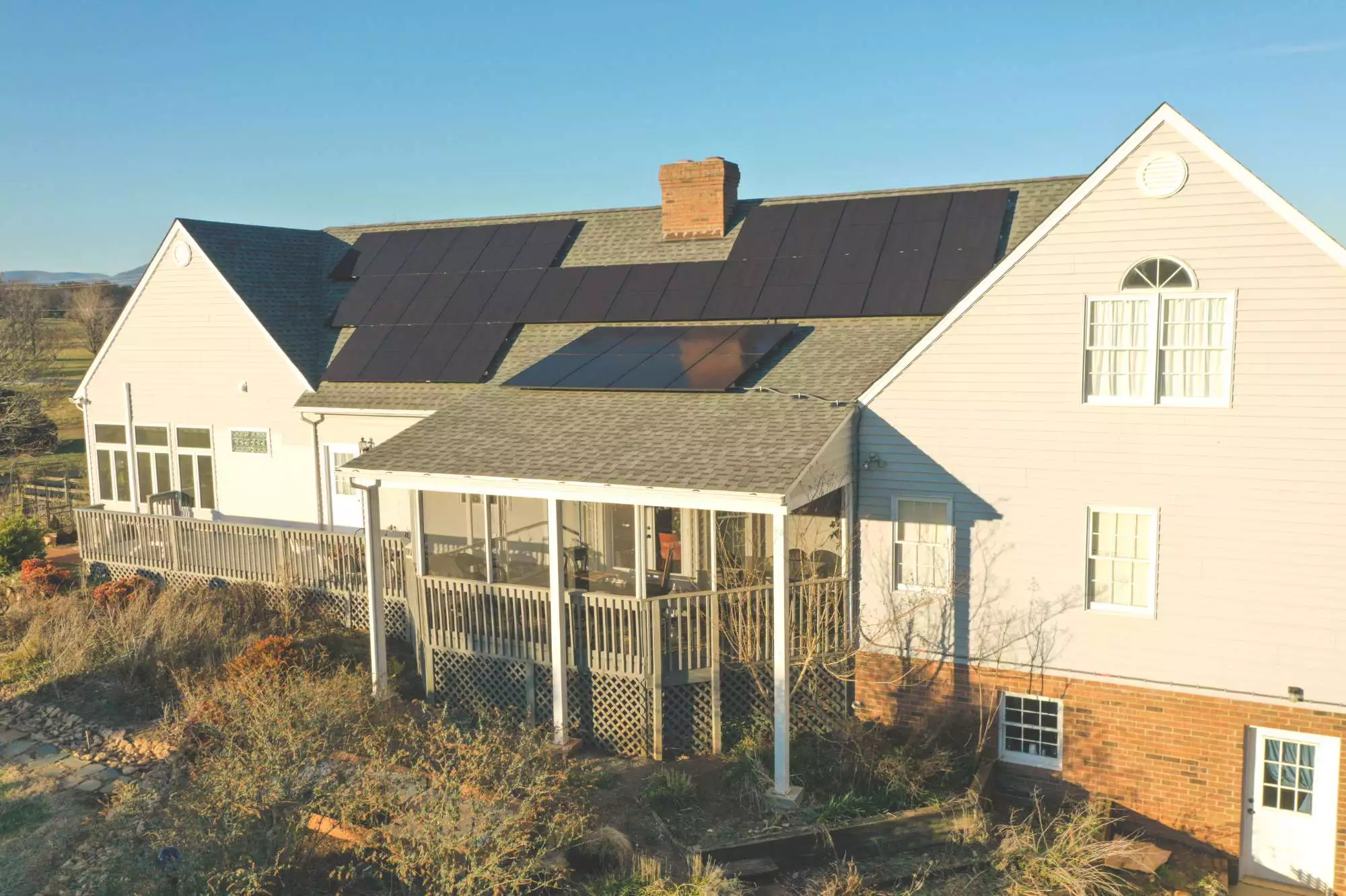 Earth Right Mid-Atlantic Roof mounted solar panels